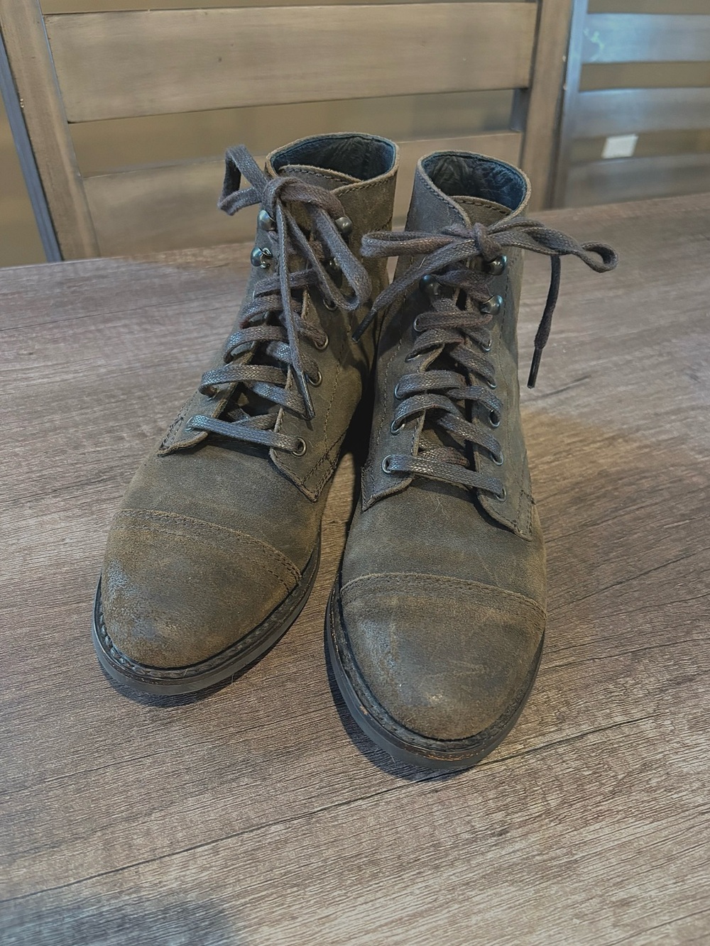 Thursday Boot Company Captains Olive Suede Lace-Up Ankle Boot size 6.5 fits like